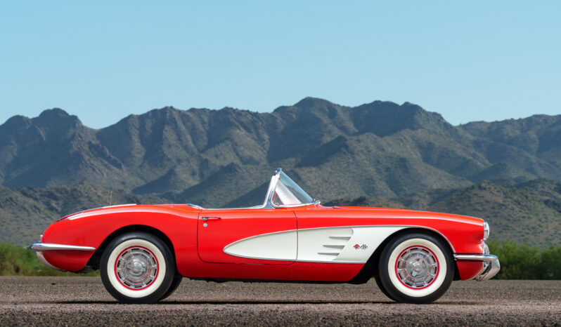 
								1958 Chevrolet Corvette 3-Speed full									