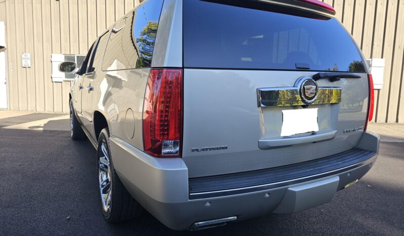 
								2013 Cadillac Escalade ESV Platinum AWD full									