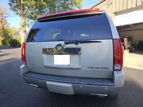 2013 Cadillac Escalade ESV Platinum AWD