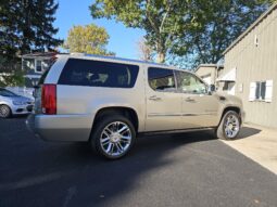 
										2013 Cadillac Escalade ESV Platinum AWD full									