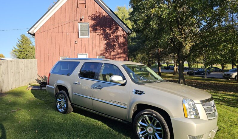 
								2013 Cadillac Escalade ESV Platinum AWD full									