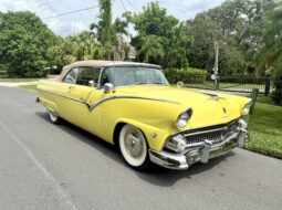 1955 Ford Fairlane Sunliner 3-Speed 2
