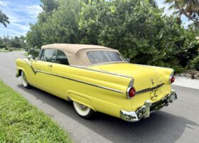 1955 Ford Fairlane Sunliner 3-Speed