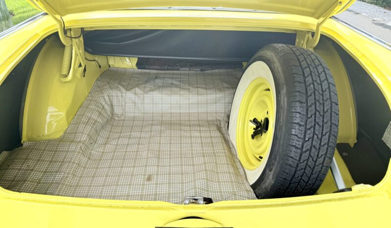 
								1955 Ford Fairlane Sunliner 3-Speed full									