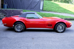 
										1969 Chevrolet Corvette Convertible 4-Speed full									