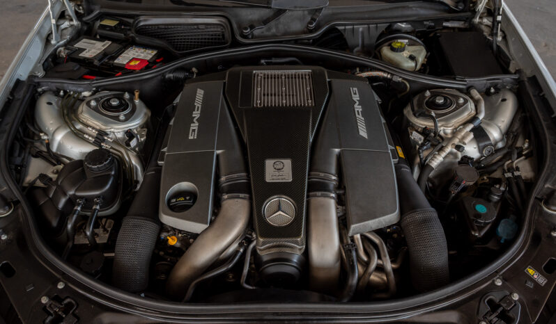 
								2012 Mercedes-Benz S63 AMG P30 Performance Package full									