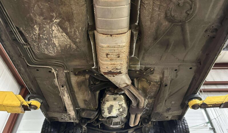 
								1987 BMW 325i Convertible full									