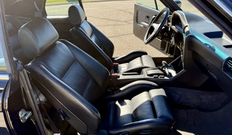 
								1987 BMW 325i Convertible full									