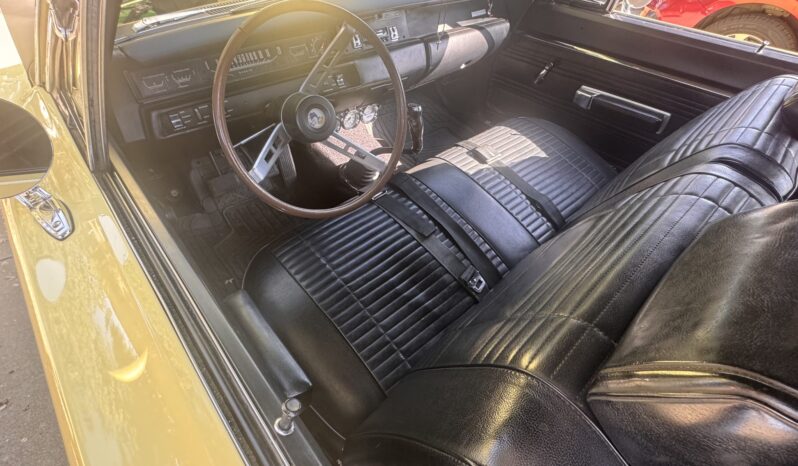 
								1969 Plymouth Road Runner Hardtop 4-Speed full									