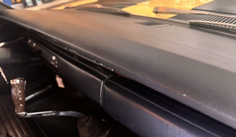 
								1969 Plymouth Road Runner Hardtop 4-Speed full									