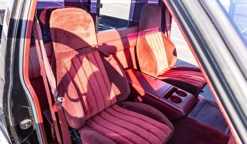 
								1990 Chevrolet 454 SS full									