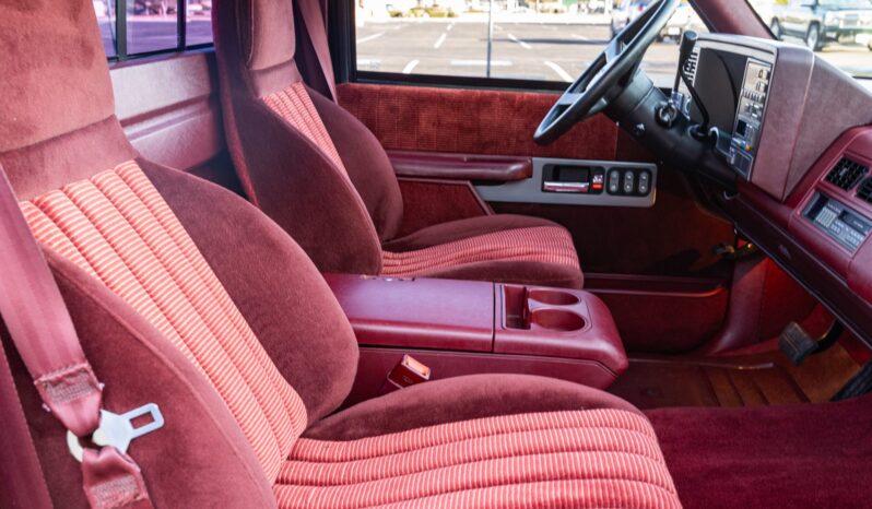 
								1990 Chevrolet 454 SS full									