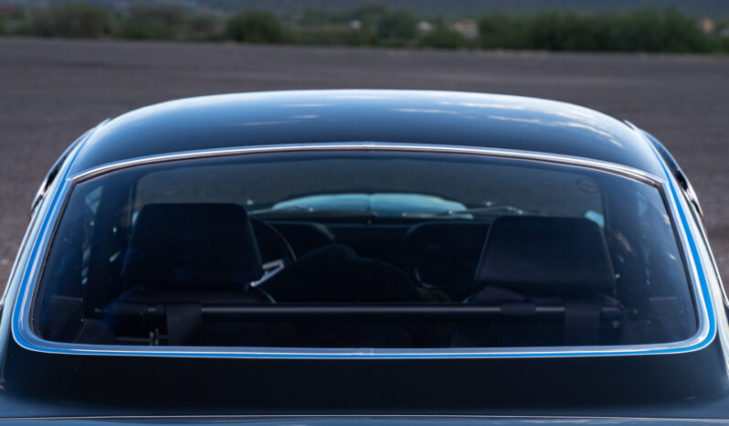 
								1965 Ford Mustang Fastback 5-Speed full									