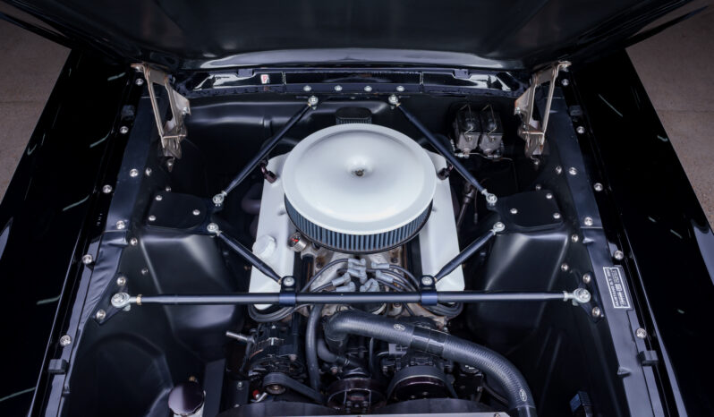 
								1965 Ford Mustang Fastback 5-Speed full									