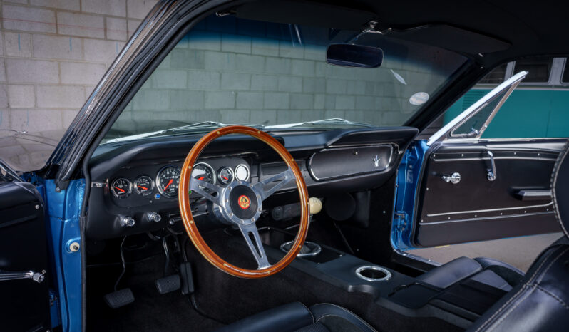 
								1965 Ford Mustang Fastback 5-Speed full									