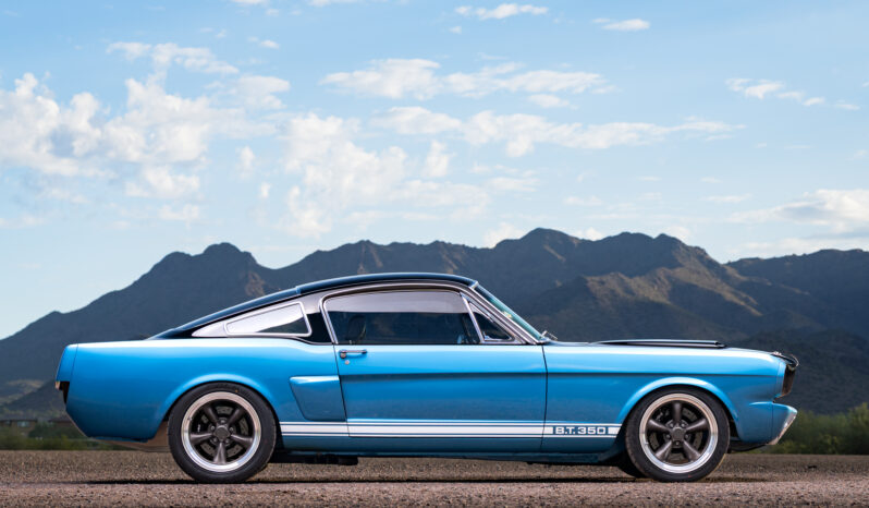 
								1965 Ford Mustang Fastback 5-Speed full									