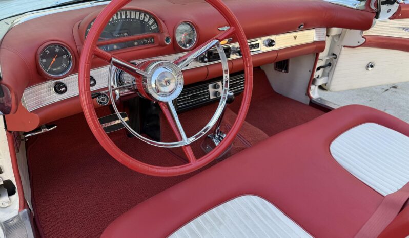 
								1956 Ford Thunderbird full									