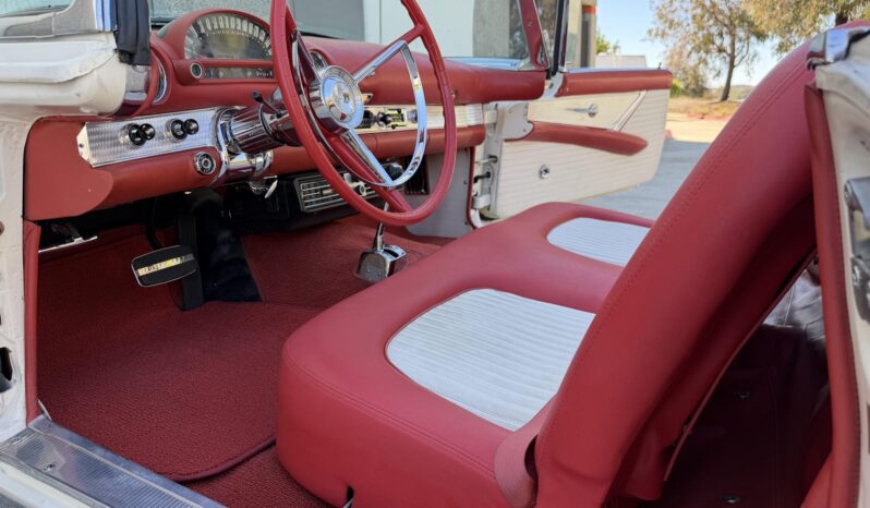 
								1956 Ford Thunderbird full									