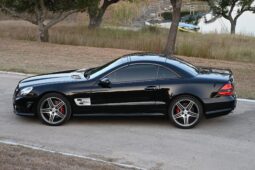 
										2009 Mercedes-Benz SL63 AMG full									