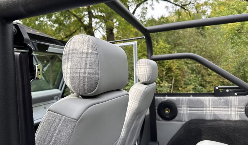 
								1976 Ford Bronco full									