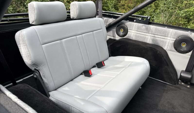 
								1976 Ford Bronco full									