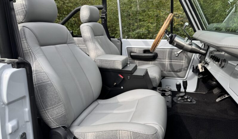 
								1976 Ford Bronco full									