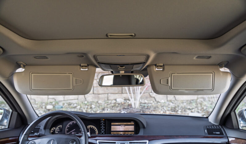 
								2008 Mercedes-Benz S550 4MATIC full									