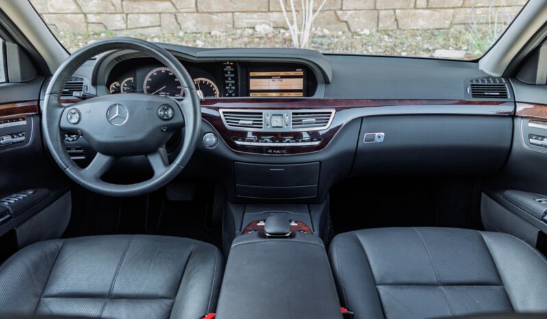 
								2008 Mercedes-Benz S550 4MATIC full									