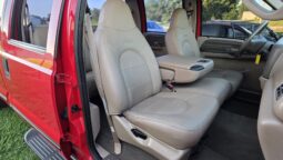 
										1999 Ford F-250 Super Duty Lariat Crew Cab Power Stroke full									