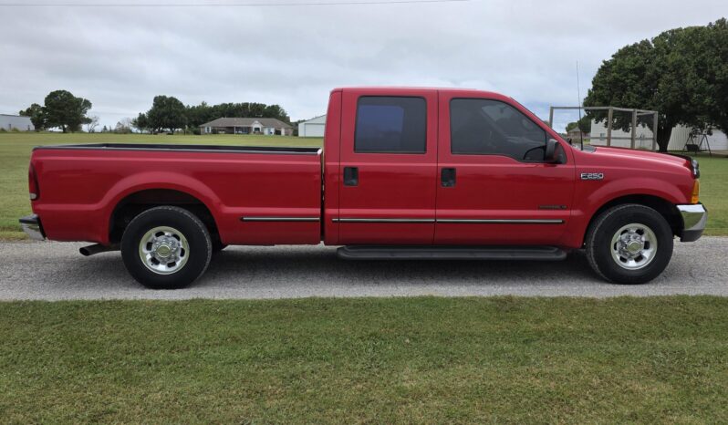 
								1999 Ford F-250 Super Duty Lariat Crew Cab Power Stroke full									