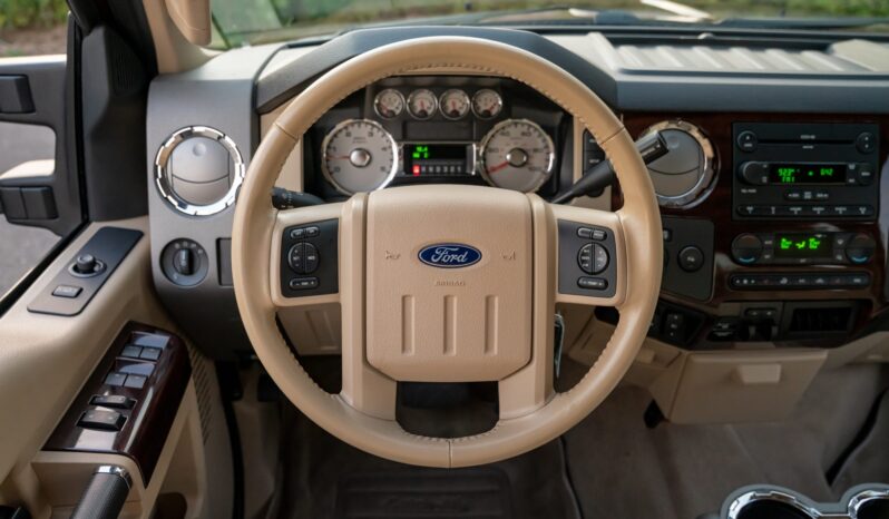 
								2008 Ford F-350 Lariat Crew Cab Power Stroke Dually 4×4 full									