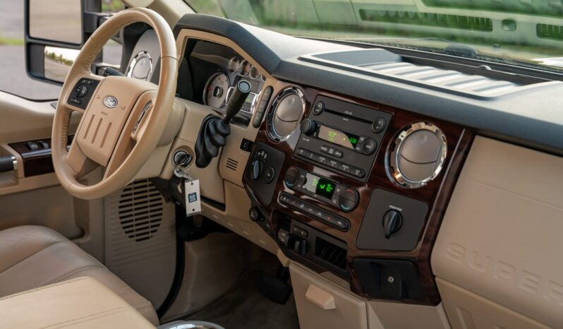 
								2008 Ford F-350 Lariat Crew Cab Power Stroke Dually 4×4 full									