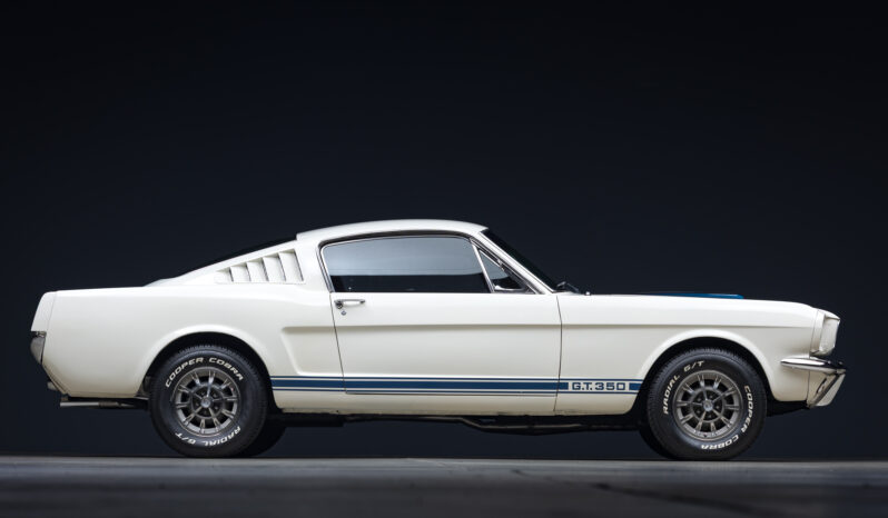 
								1966 Ford Mustang Fastback 5-Speed full									