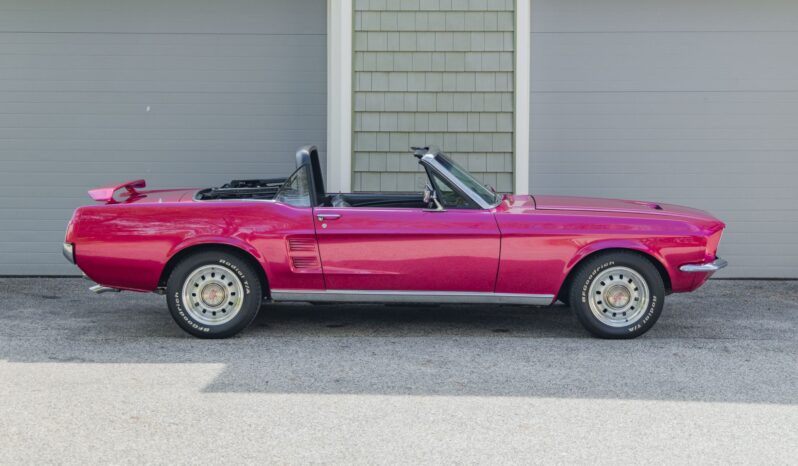 
								1967 Ford Mustang Convertible full									