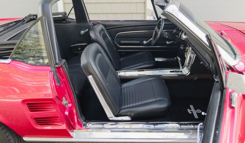 
								1967 Ford Mustang Convertible full									