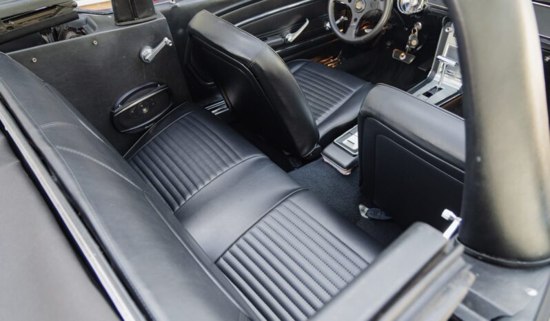 
								1967 Ford Mustang Convertible full									