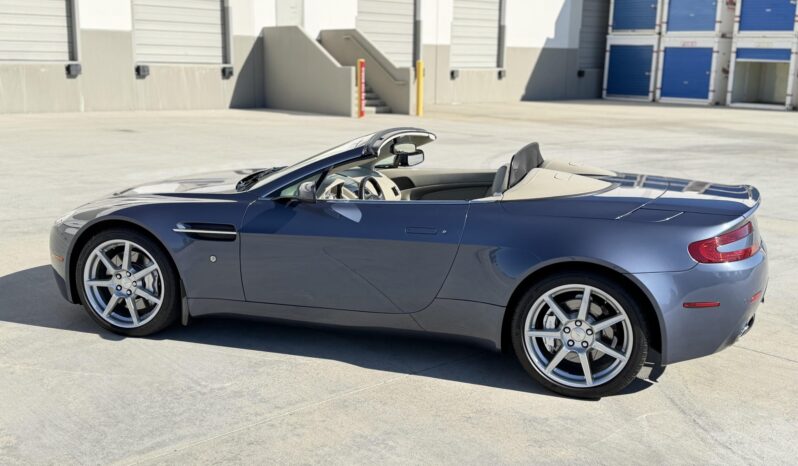 
								2008 Aston Martin V8 Vantage Roadster full									
