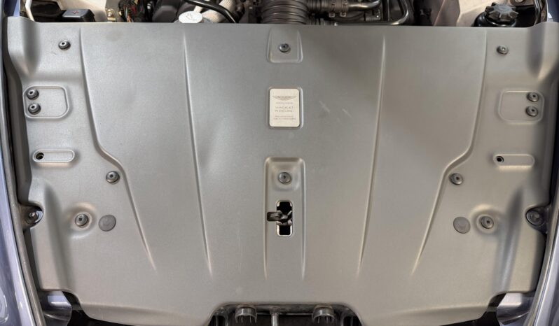 
								2008 Aston Martin V8 Vantage Roadster full									