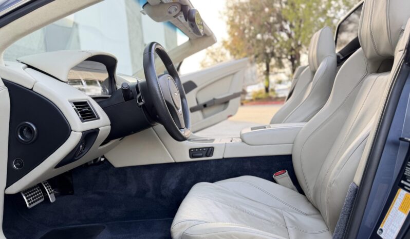 
								2008 Aston Martin V8 Vantage Roadster full									