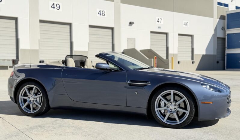 
								2008 Aston Martin V8 Vantage Roadster full									