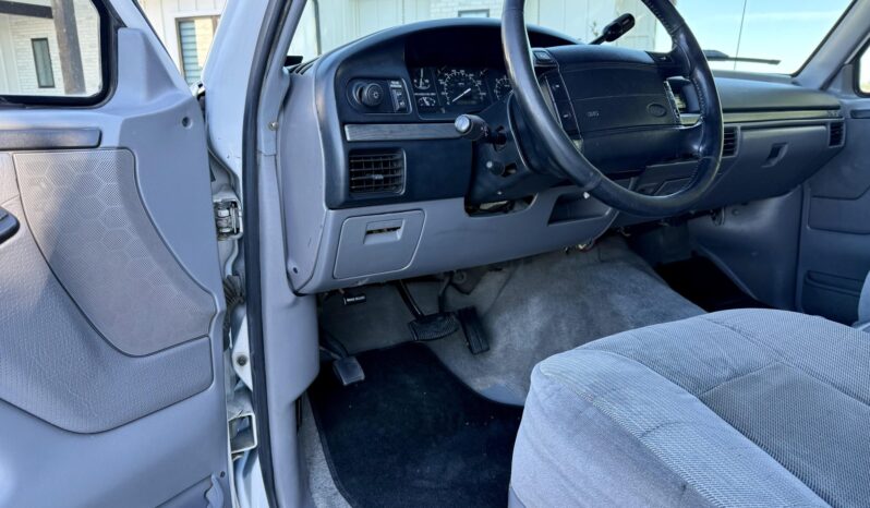 
								1996 Ford Bronco XLT full									