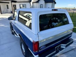 
										1996 Ford Bronco XLT full									
