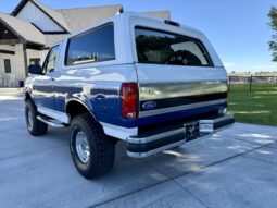 
										1996 Ford Bronco XLT full									