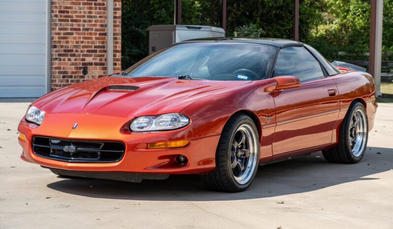 
								2002 Chevrolet Camaro SS 6-Speed full									