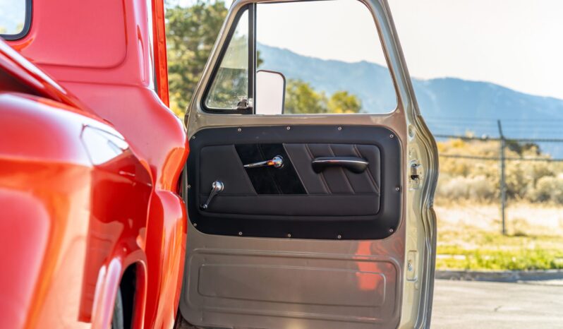 
								1966 Chevrolet C10 Stepside Pickup full									