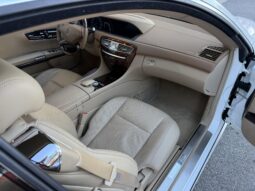 
										2013 Mercedes-Benz CL550 4MATIC full									