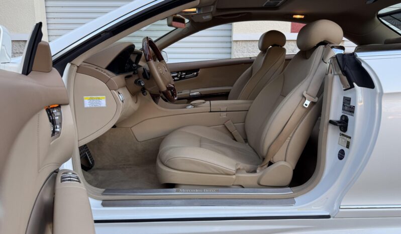 
								2013 Mercedes-Benz CL550 4MATIC full									