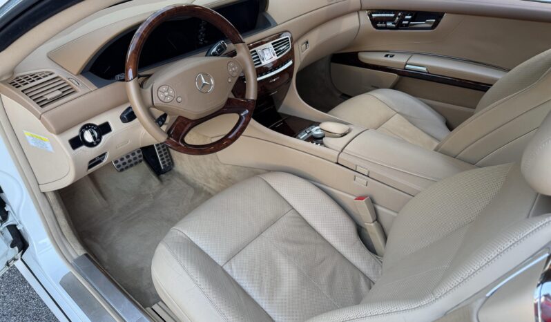 
								2013 Mercedes-Benz CL550 4MATIC full									