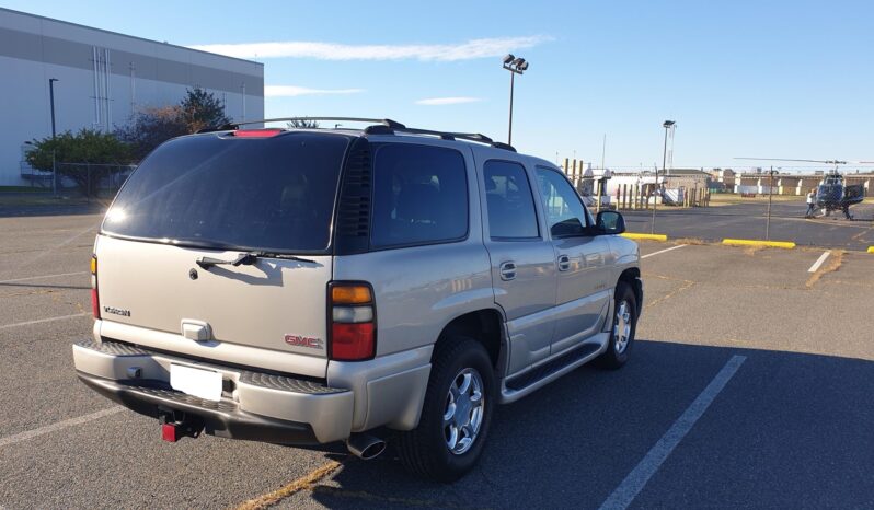 								2004 GMC Yukon Denali full									