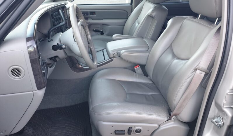 								2004 GMC Yukon Denali full									